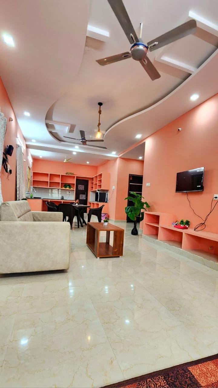 Ruhithahomestay- Ac Rooms-Free Wifi- Android Tv - Near To Alipiri- Door Service Tirupati Exterior photo